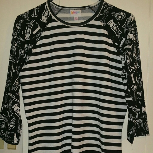 LuLaRoe Tops - BNWT MED RANDY